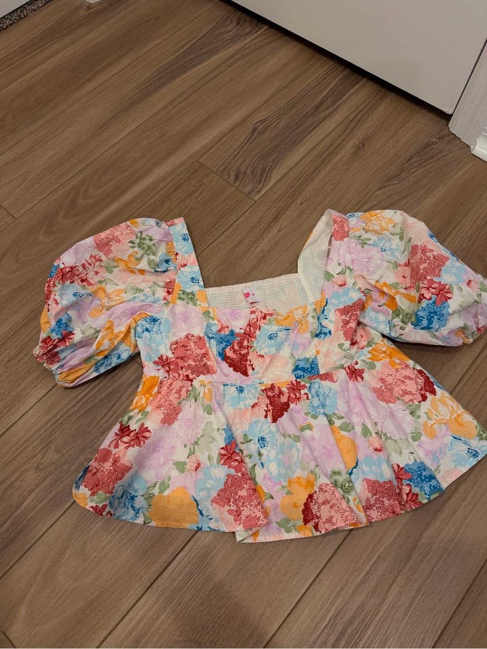 Buddy Love Multicolor Floral Puff-Sleeve Peplum Top